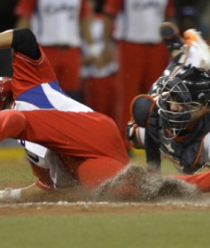 Serie del caribe dia6 Cuba vs Venezuela20